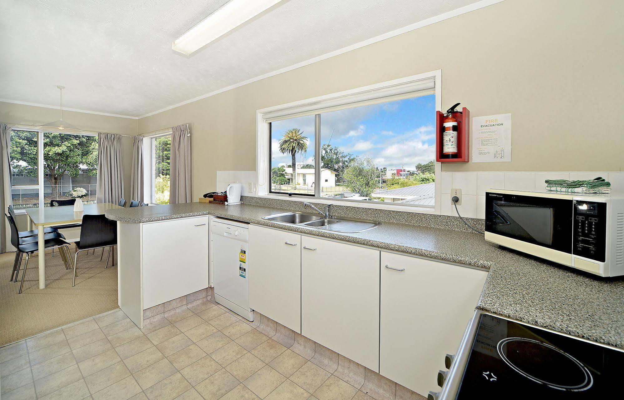 Takapuna Motor Lodge Auckland Bagian luar foto